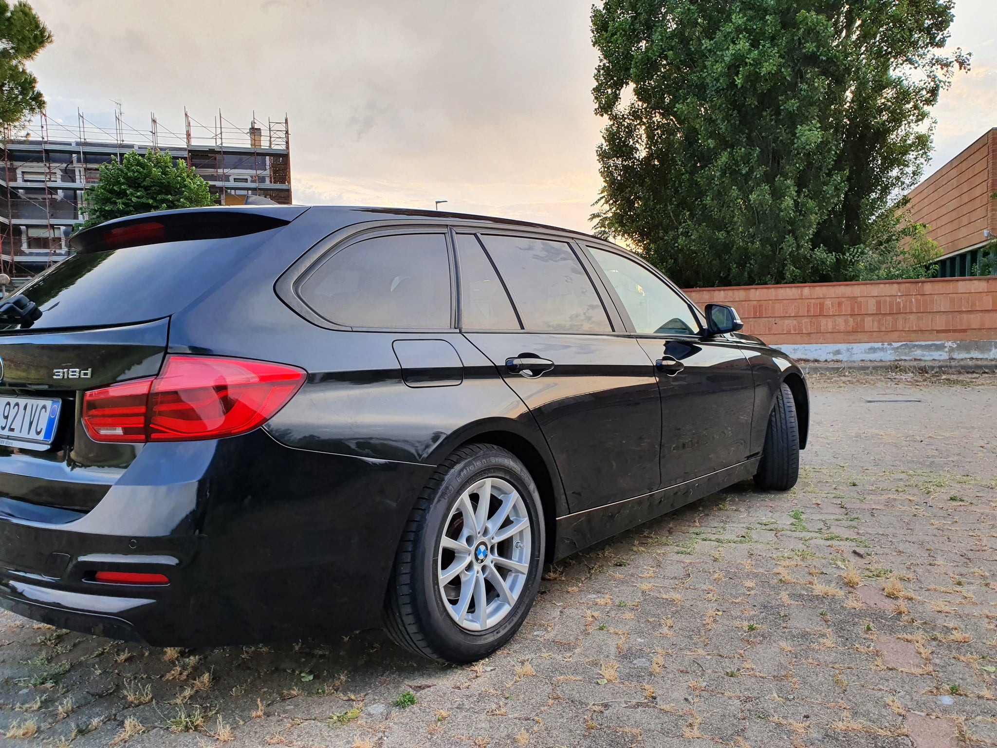 BMW 318 2.0 150CV CAMBIO AUT. 9/2017 KM 64.000 €13.600