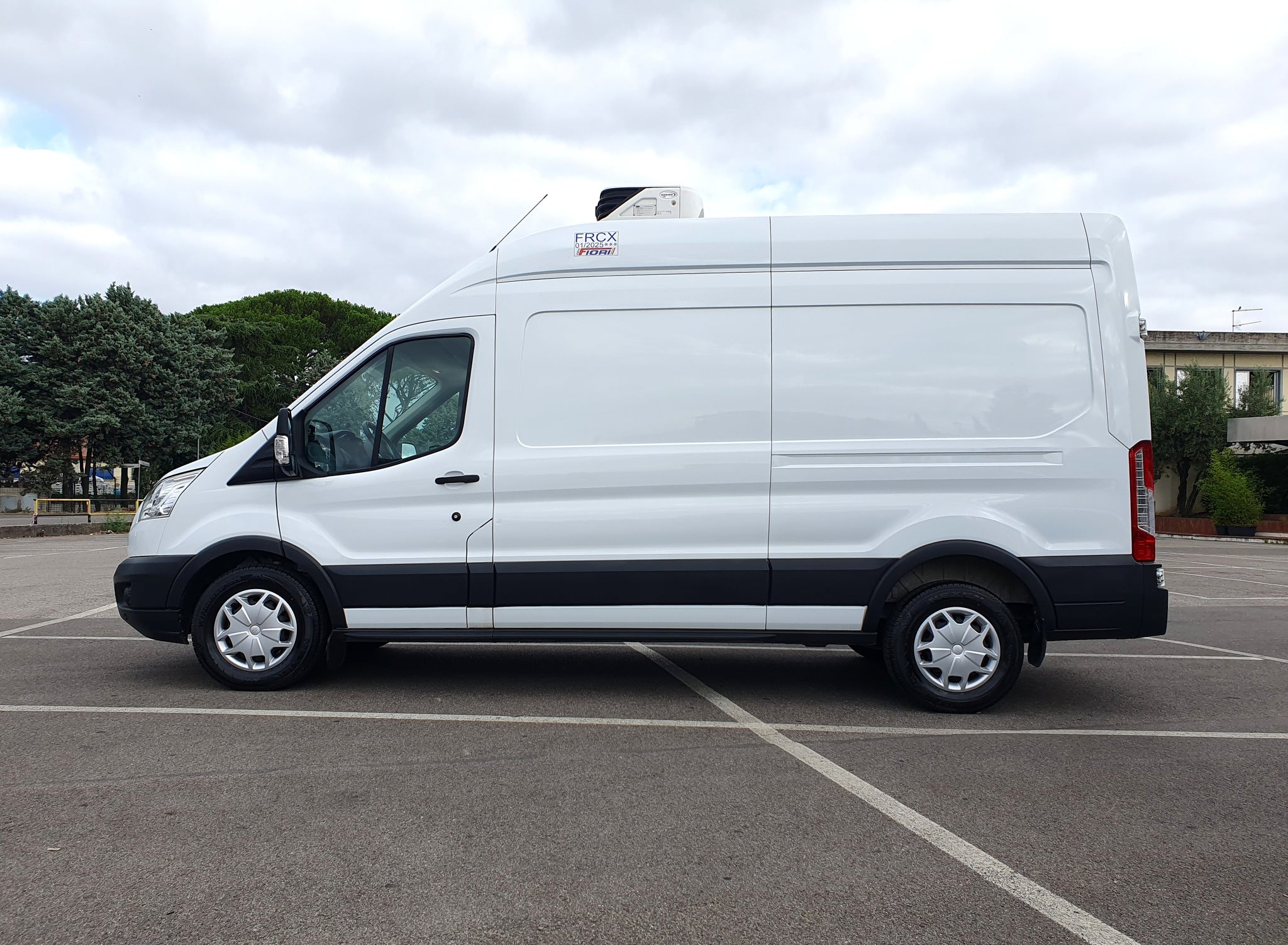 FORD TRANSIT L3H3 FRIGO -20   11/2019   KM  115.000  € 21.800