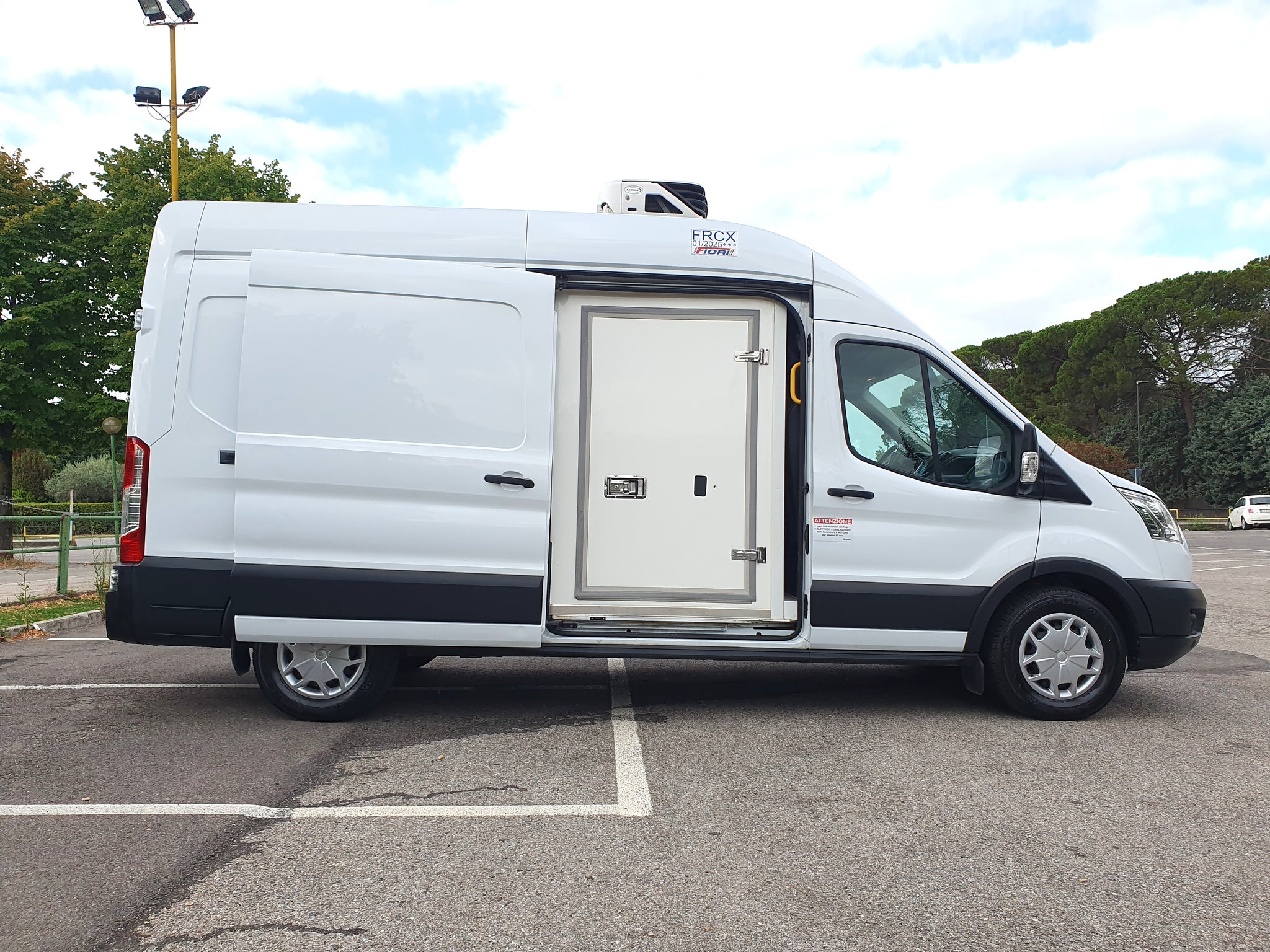 FORD TRANSIT L3H3 FRIGO -20   11/2019   KM  115.000  € 21.800