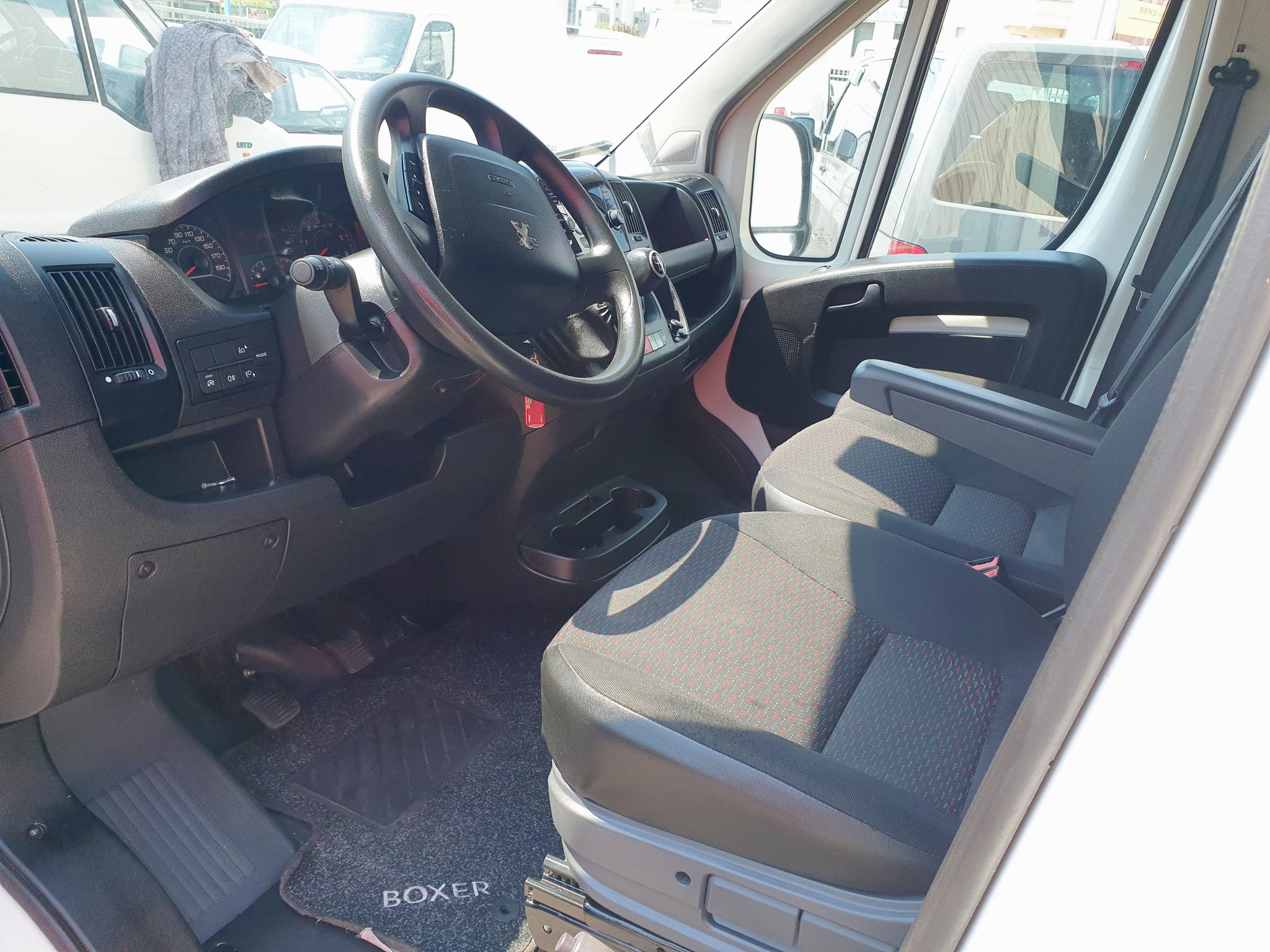 Peugeot Boxer 2.2 Bluehdi 11/2020 140 Cv PLM-SL  km  87.000  € 20.500