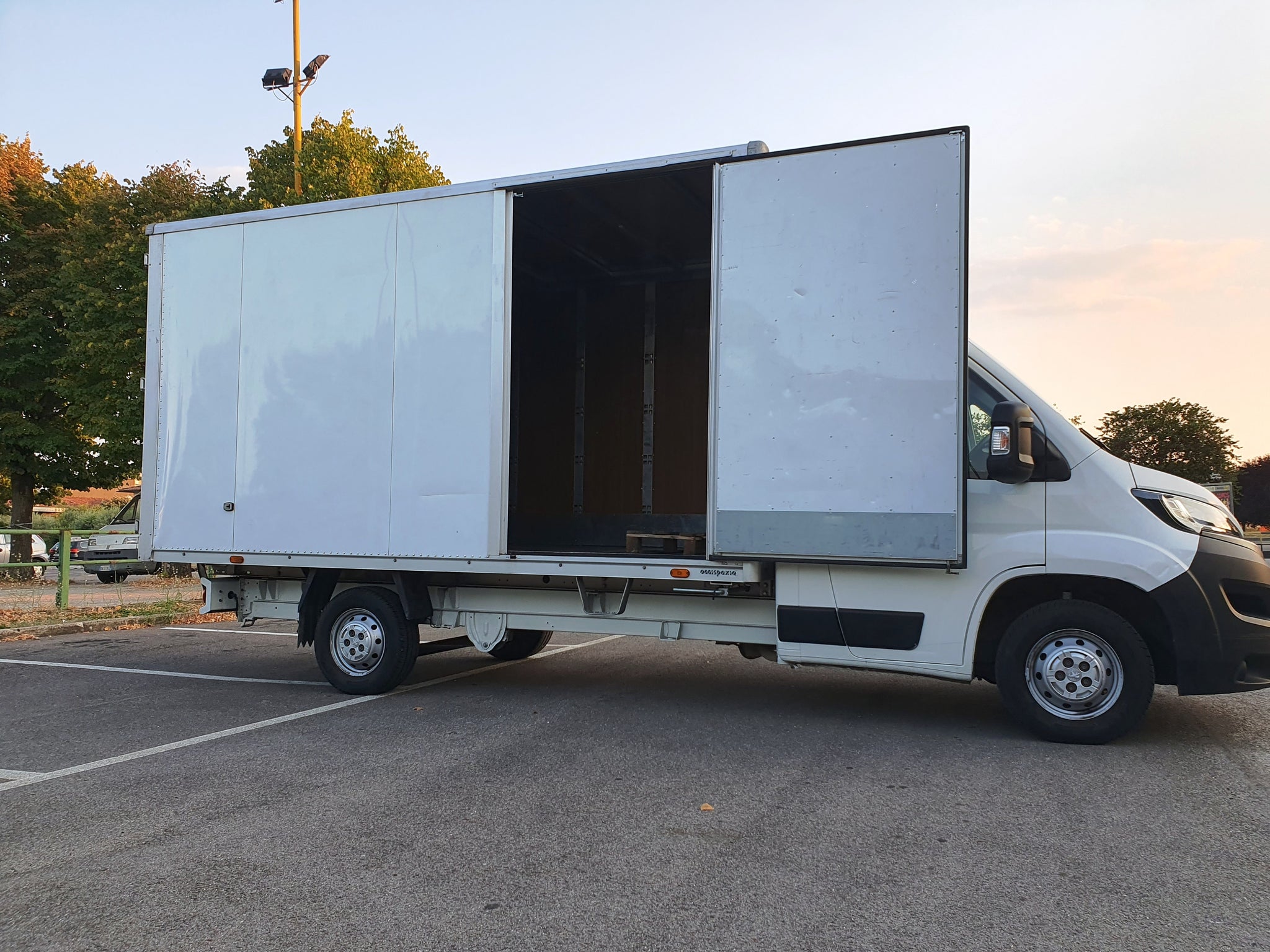 Peugeot Boxer 2.2 Bluehdi 11/2020 140 Cv PLM-SL  km  87.000  € 20.500