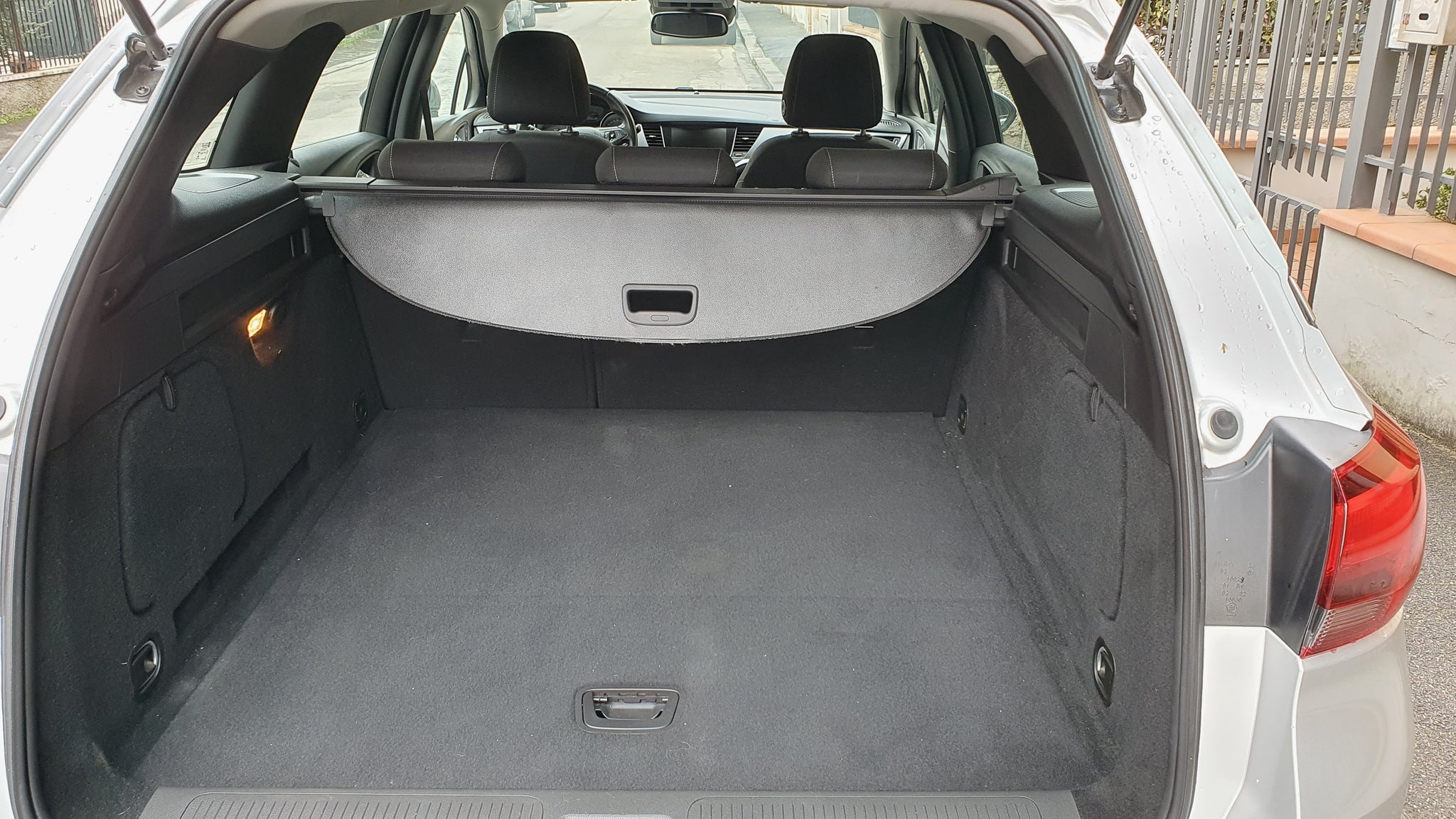 Opel Astra sw 1.6 136 cv Business  Cambio aut. 8/2019 64.000 km  €9.300