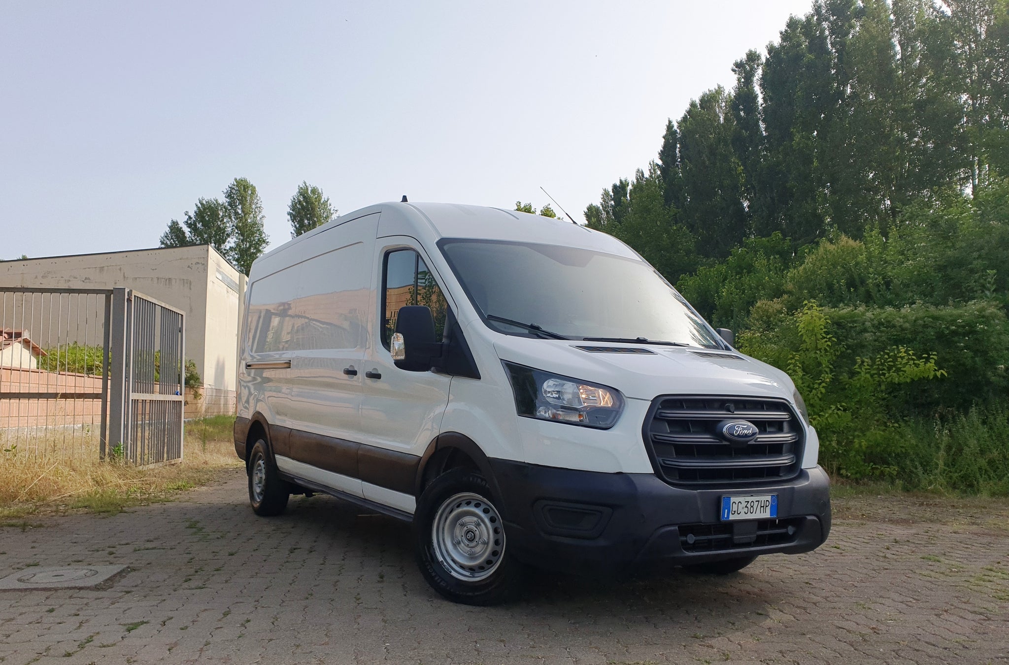 FORD TRANSIT  L3 H2  2.0 TDCI eco-Blu   170 CV € 17.500 +IVA