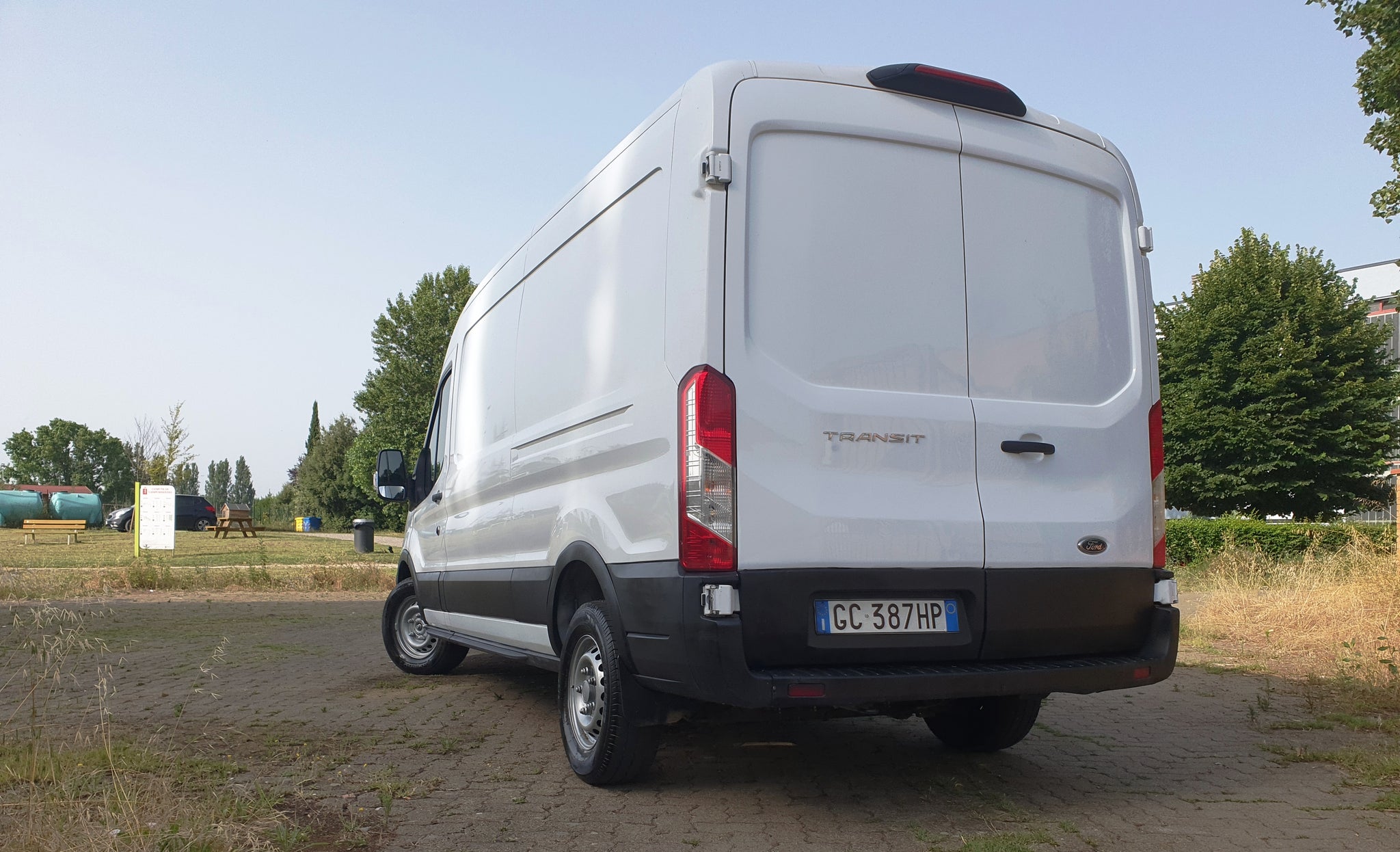 FORD TRANSIT  L3 H2  2.0 TDCI eco-Blu   170 CV € 17.500 +IVA