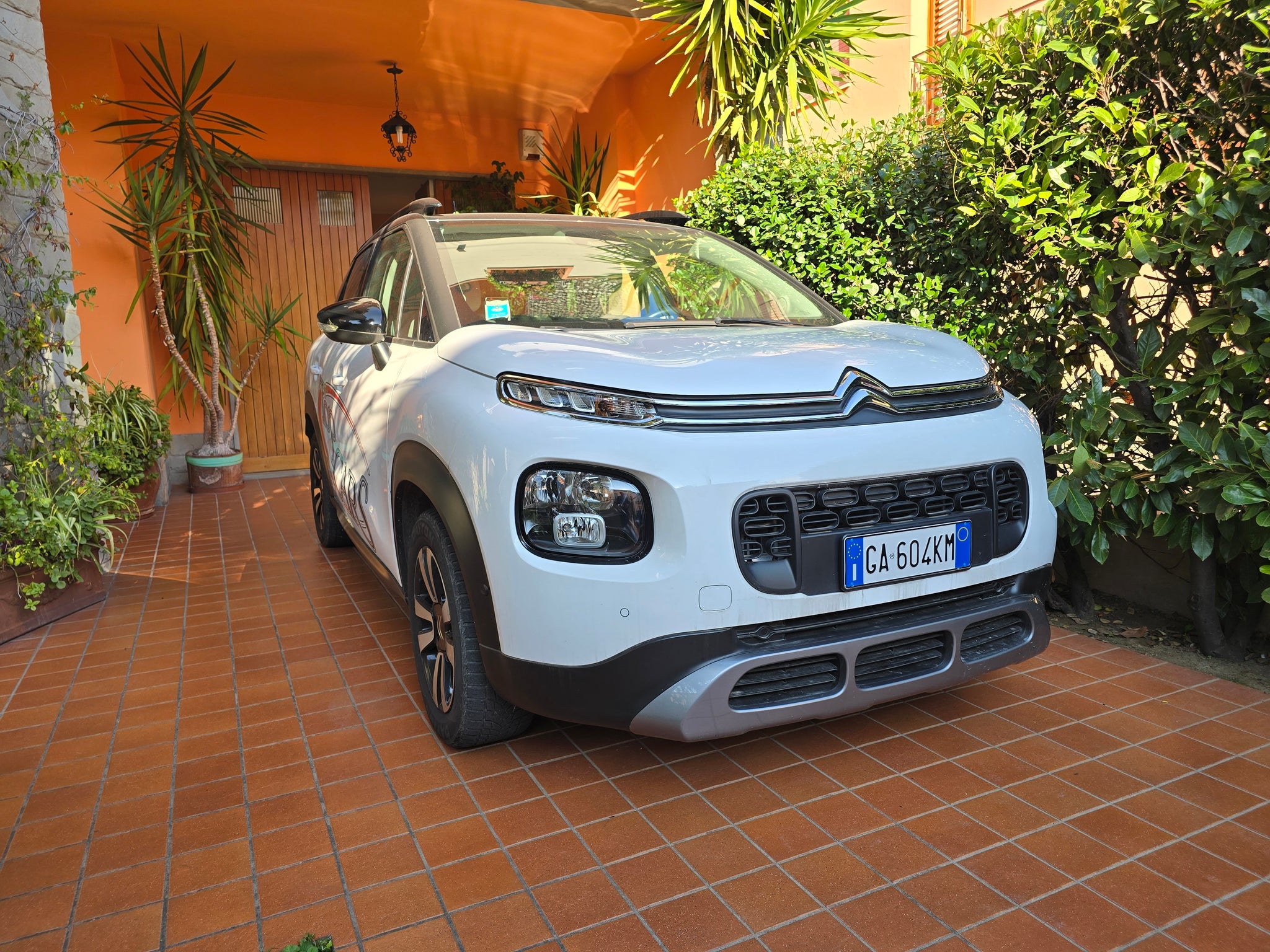 CITROEN  C3 AIRCROSS SHINE PACK SPORT  09/2020  1.2 BENZ 110 CV KM 65.000 € 9.500