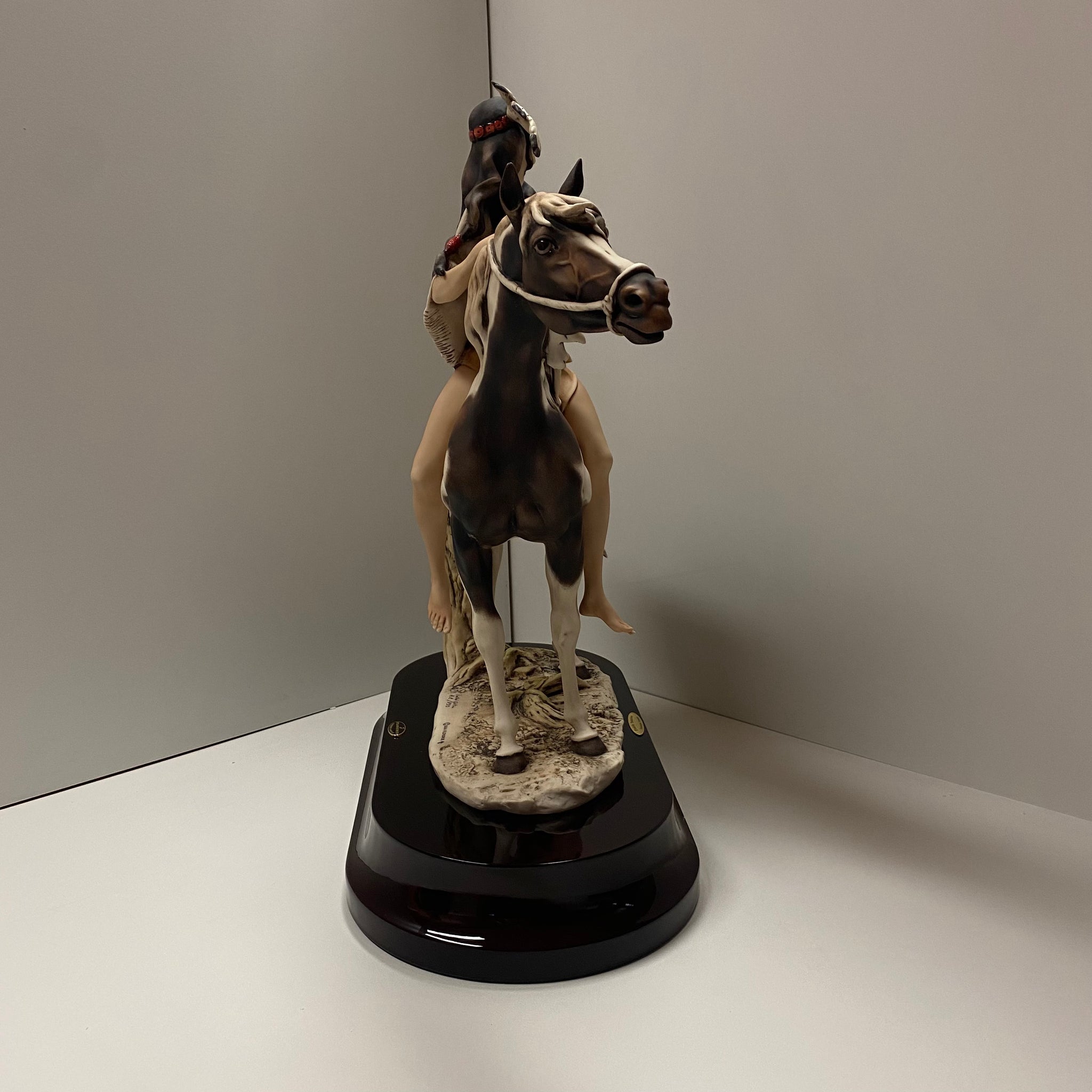 STATUA LE  GIUSEPPE ARMANI   PRIRE SUNRISE