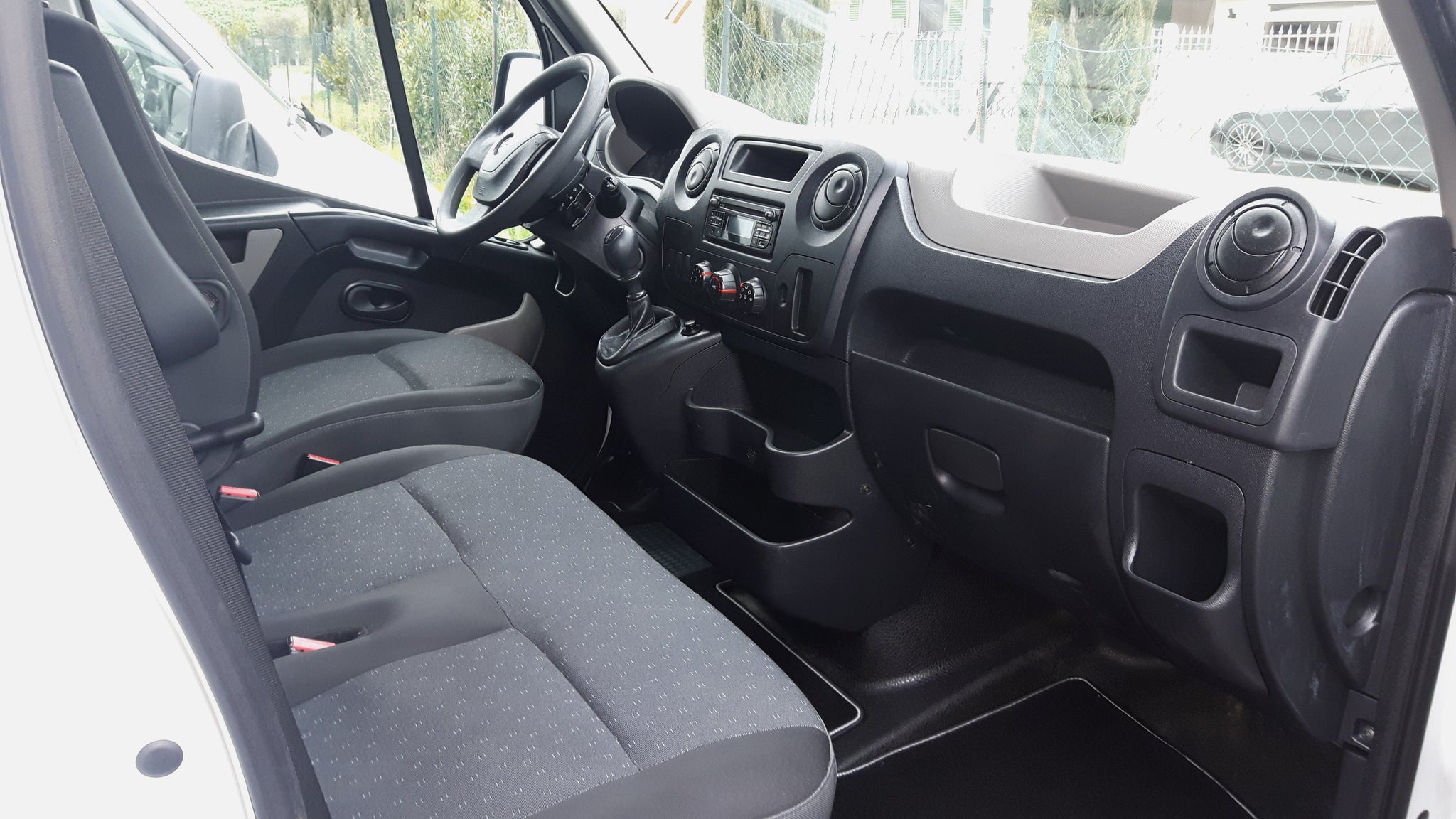 RENAULT MASTER 2.3 CDTI  136 CV L3H2 08/20 KM 98.000  € 17.000