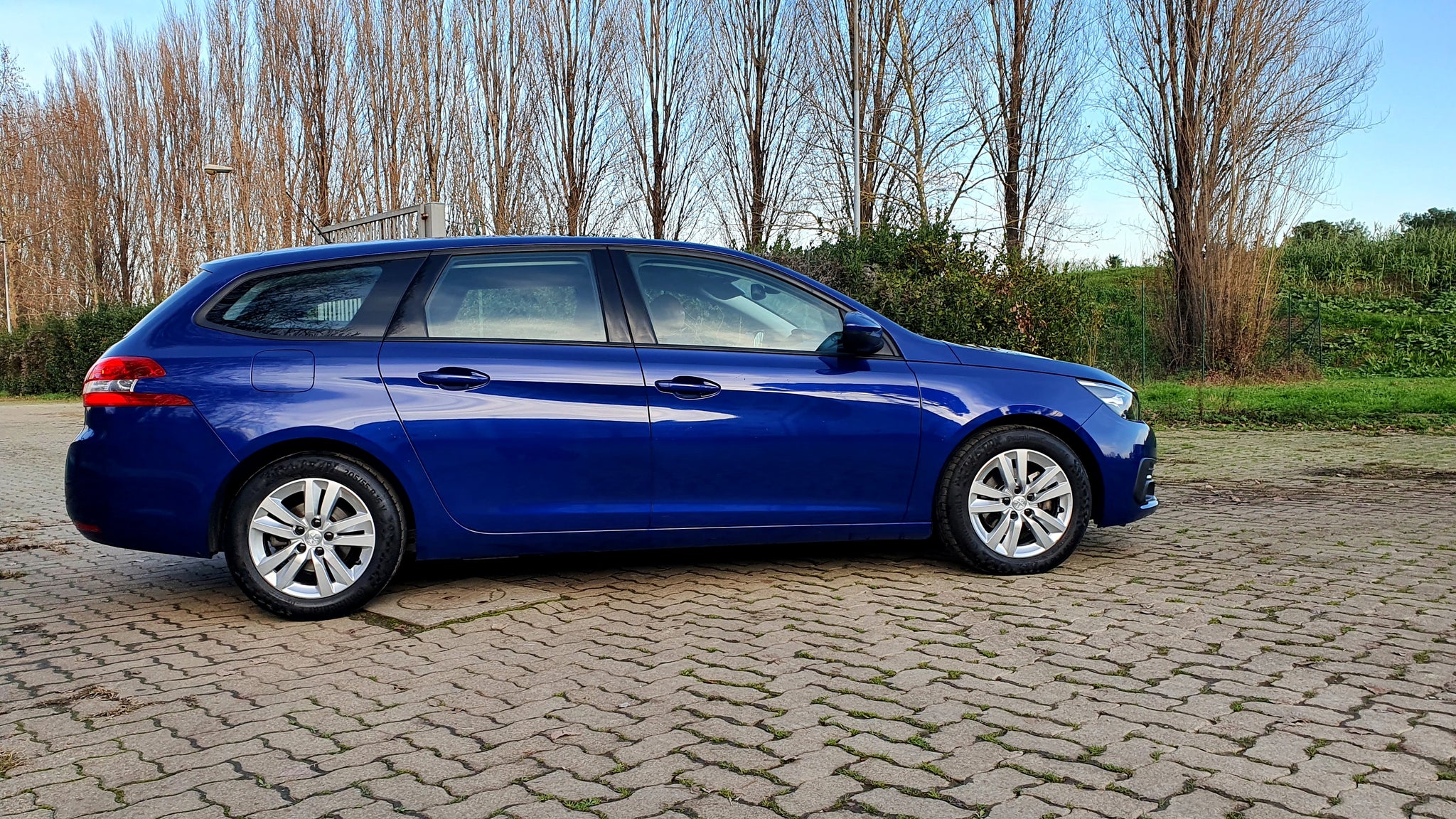 PEUGEOT 308 SW 08/2021 1.5 bluehdi 130 cv cambio manuale km 72.000 € 14.300