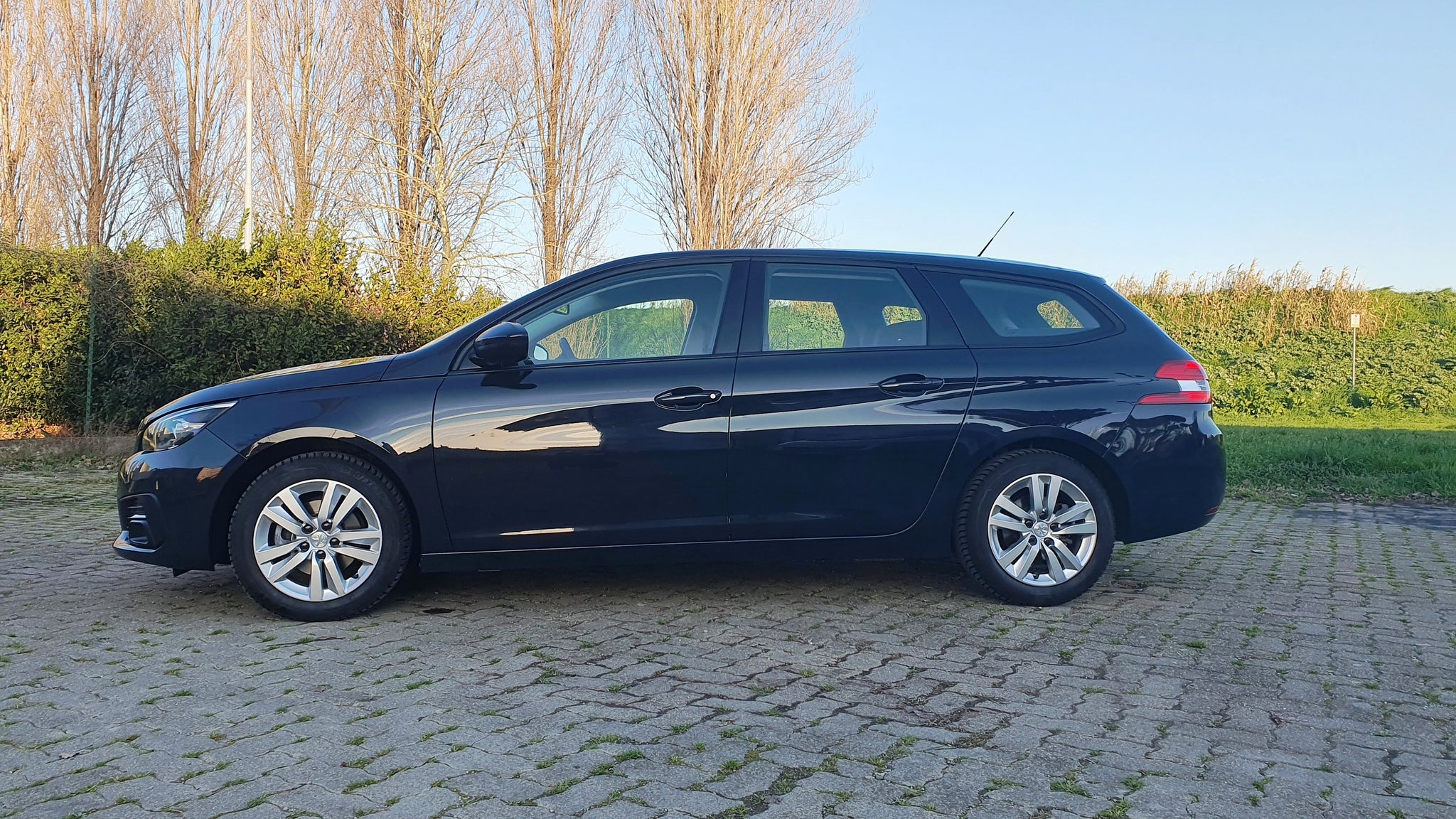 PEUGEOT 308 sw 1.5 Bluehdi